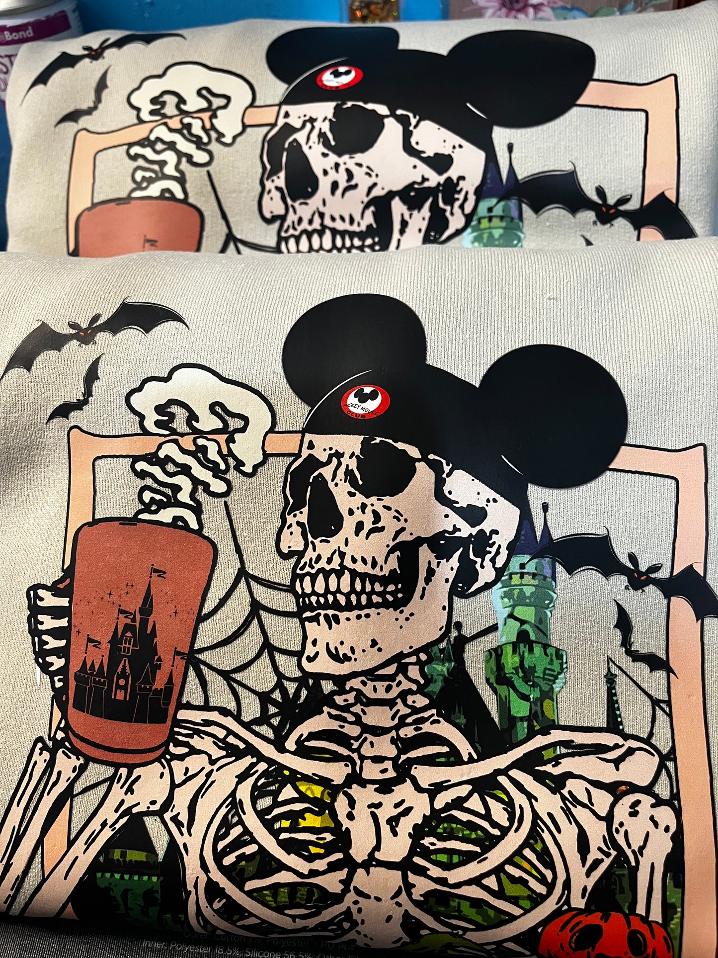 Skeleton at Dland Crewneck